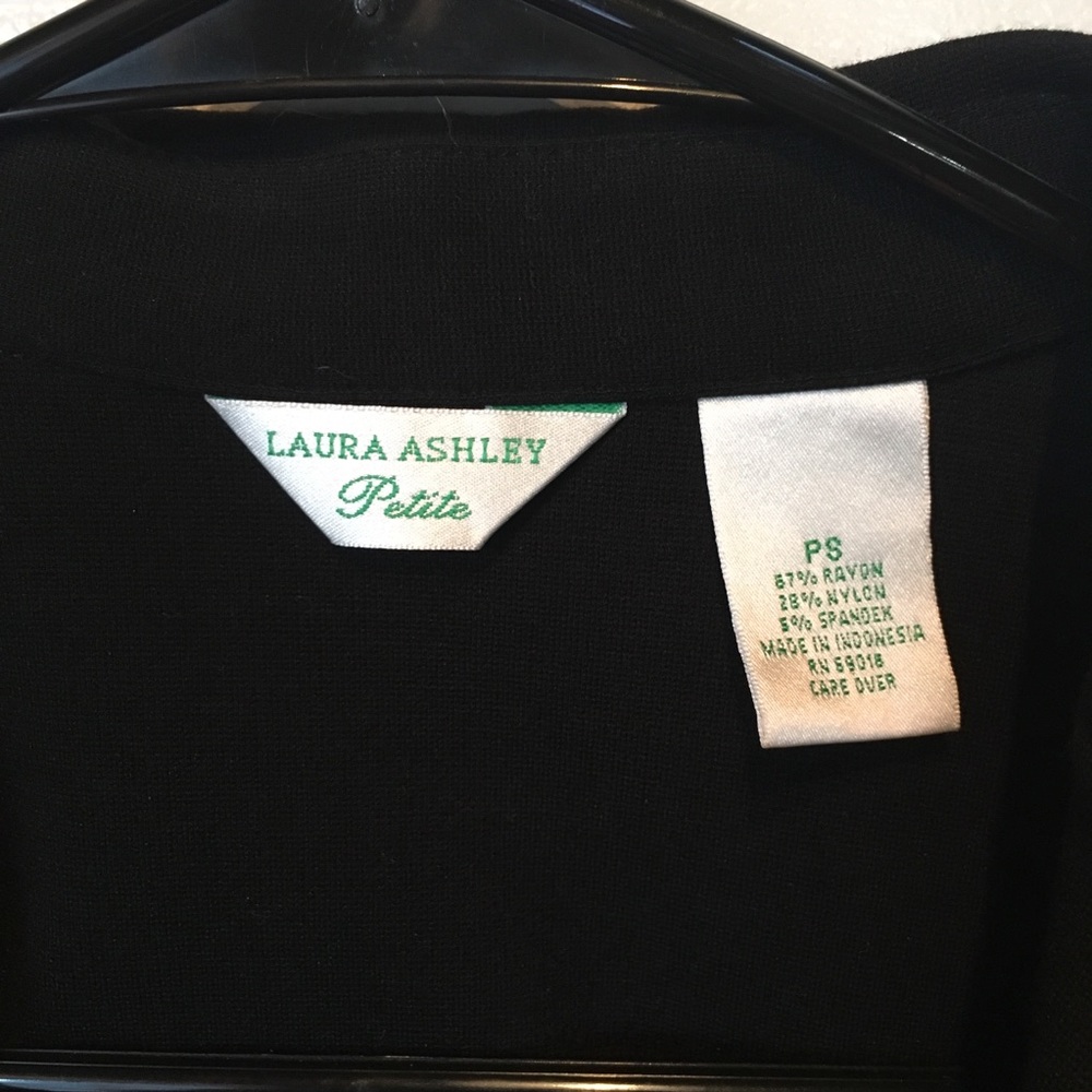 🎉HP🎉~NWT! LAURA ASHLEY PETITES Blazer Style Jacket!🌟 - Picture 12 of 15